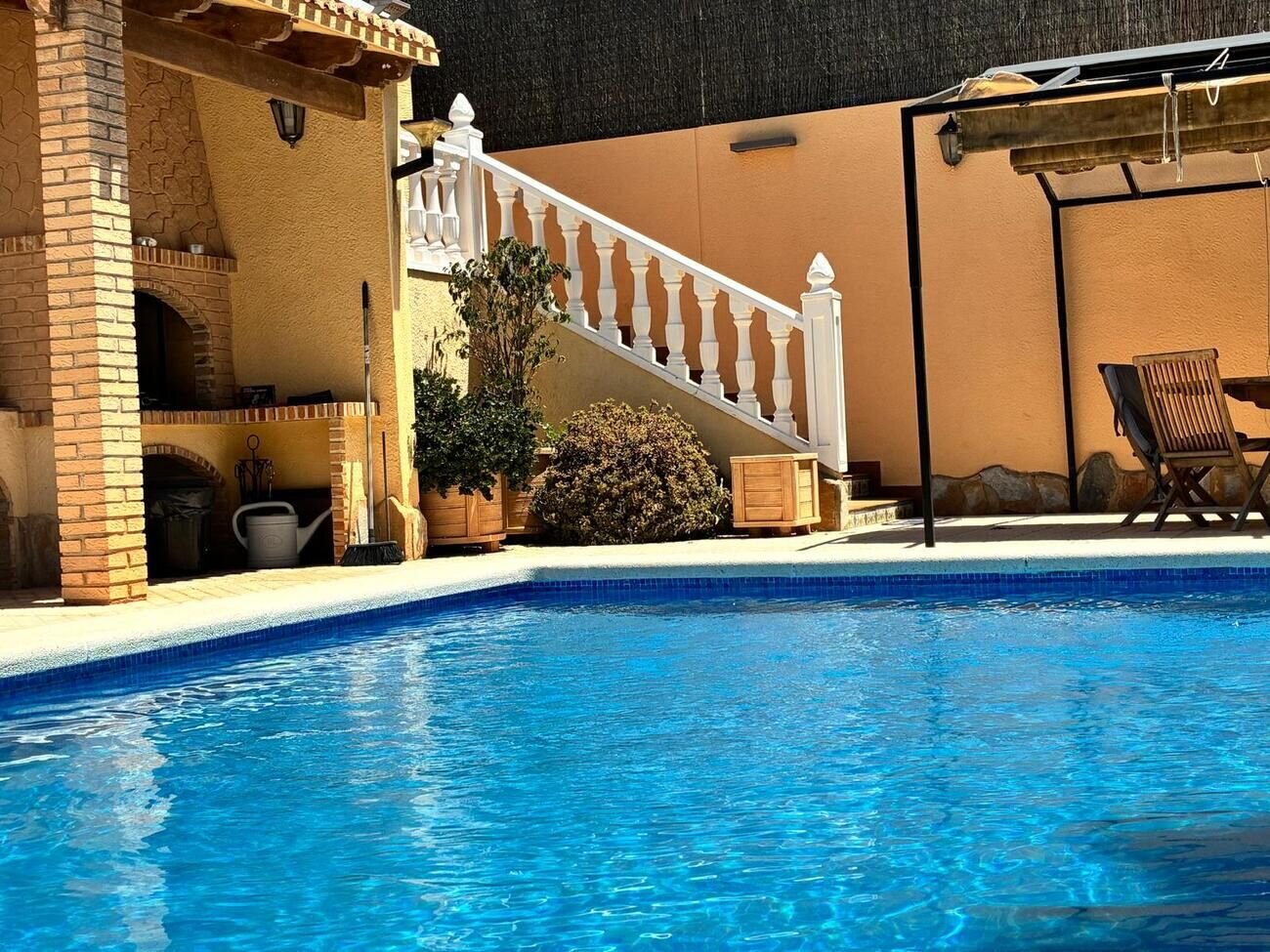4-Bedroom Villa in La Siesta, Torrevieja - Image 10
