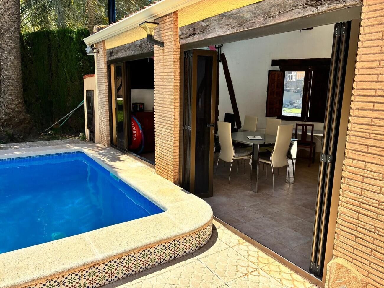 4-Bedroom Villa in La Siesta, Torrevieja - Image 12