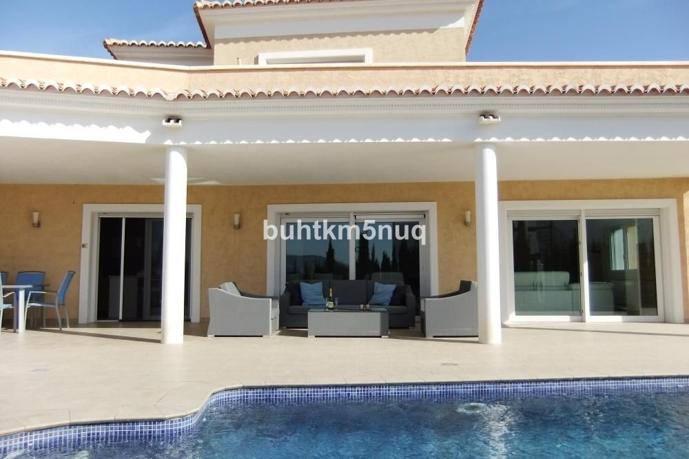 4-Bedroom Detached House in  Calpe | Sunny Casas - Costa ... - Image 2