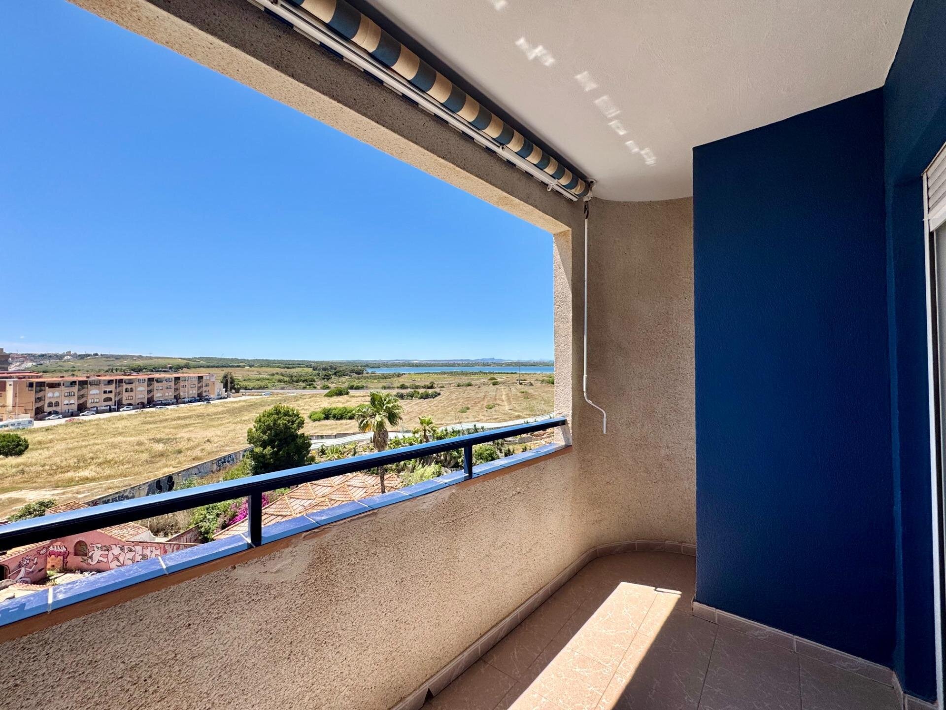 2-Bedroom Apartment in Gaspar Perrelló, Torrevieja - Image 15