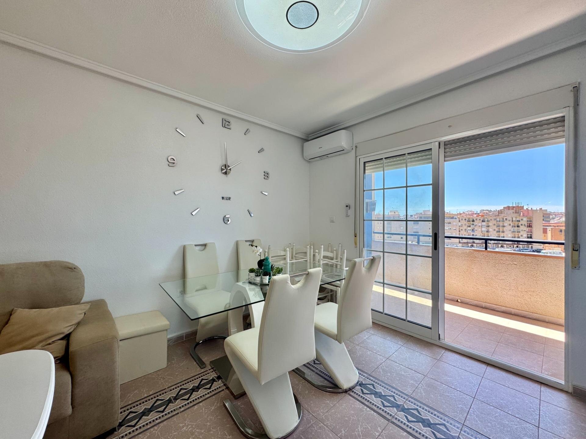 2-Bedroom Apartment in Gaspar Perrelló, Torrevieja - Image 24