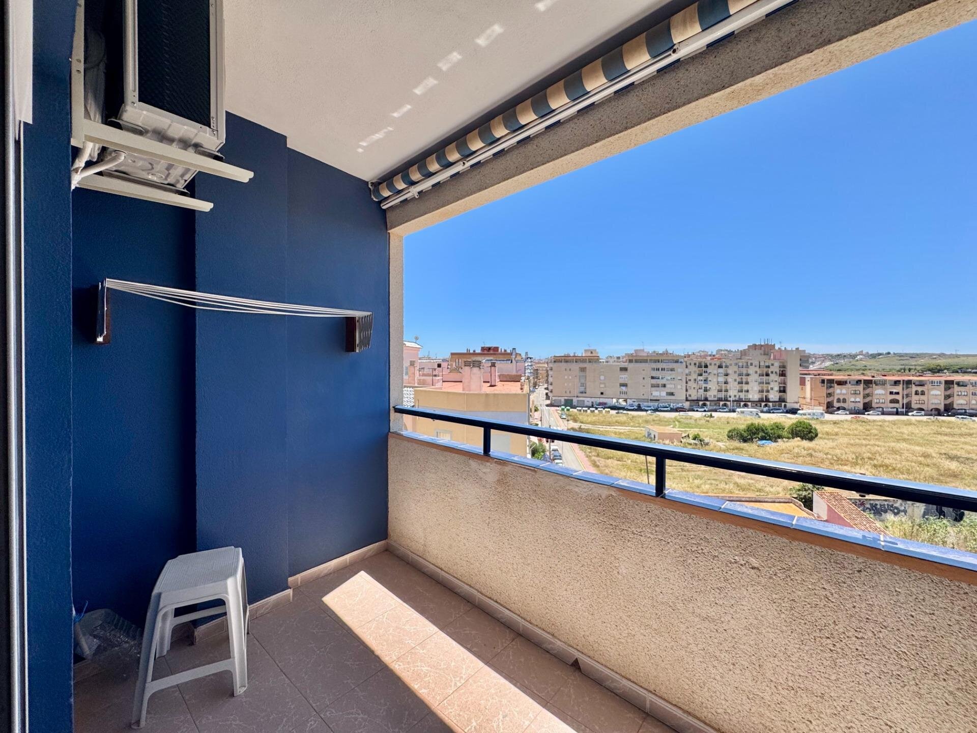 2-Bedroom Apartment in Gaspar Perrelló, Torrevieja - Image 31