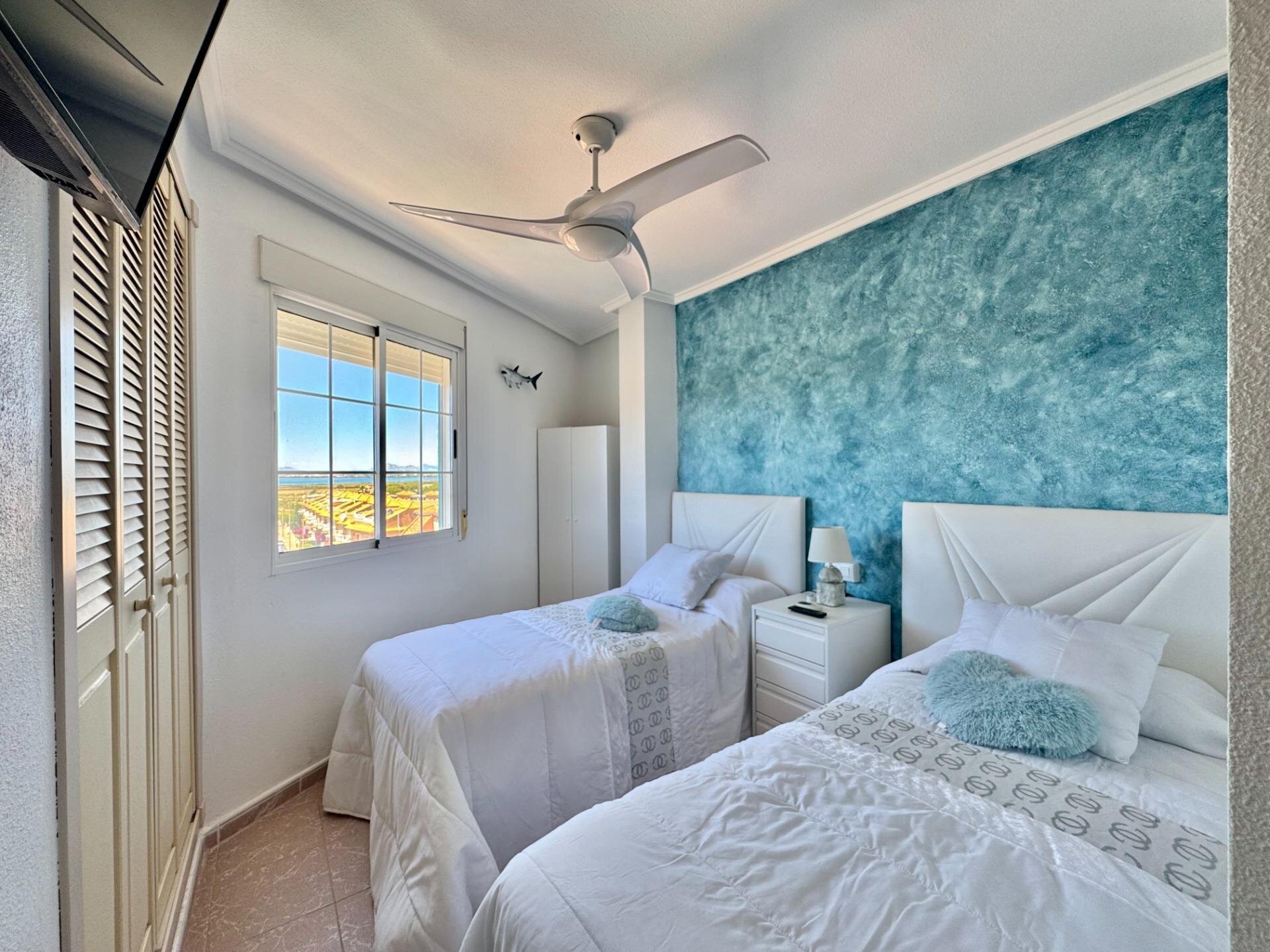 2-Bedroom Apartment in Gaspar Perrelló, Torrevieja - Image 5