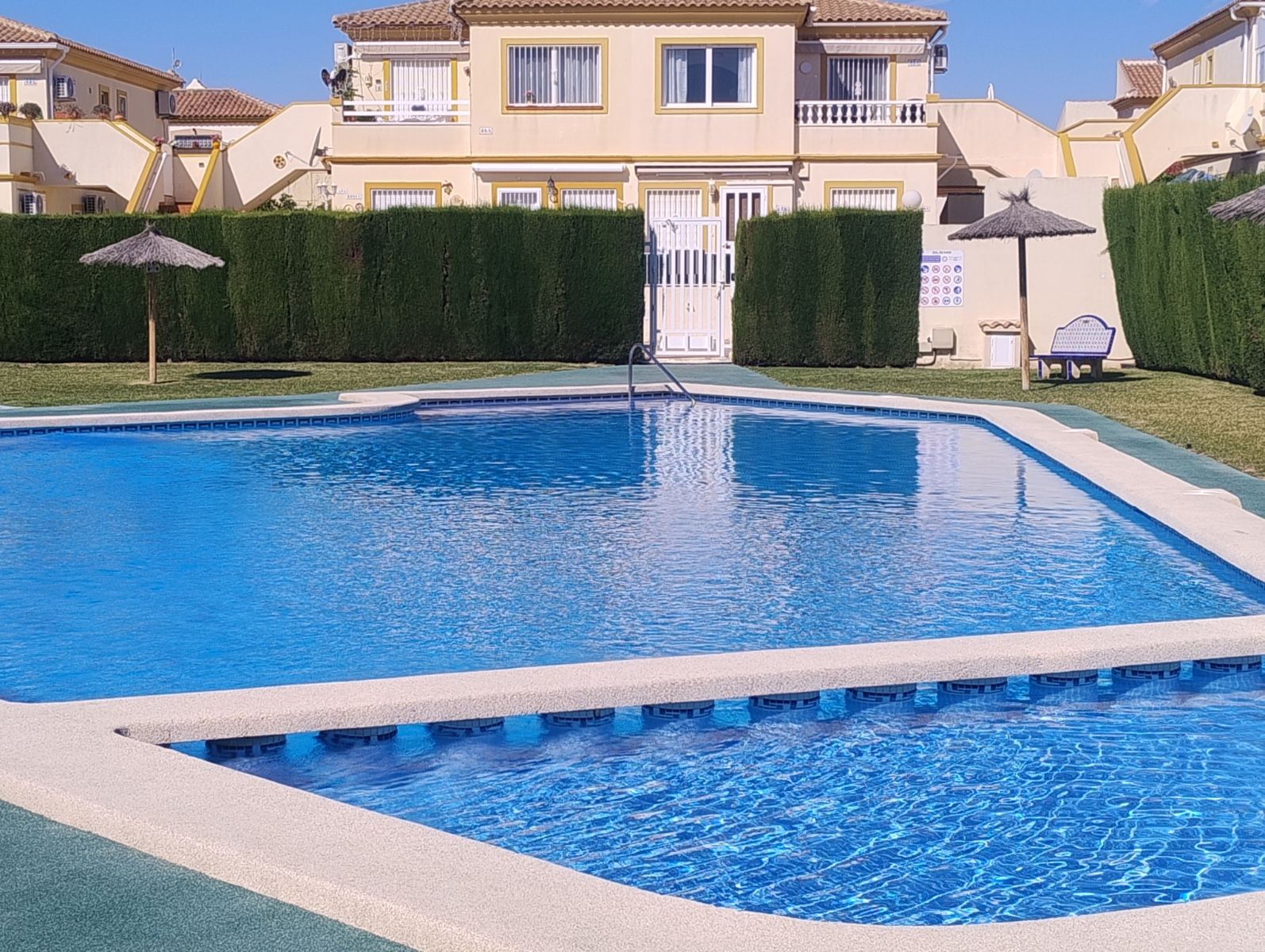 2-Bedroom Bungalow in La Chismosa, Orihuela Costa - Image 1