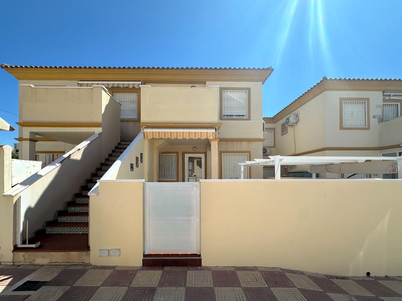 2-Bedroom Bungalow in La Chismosa, Orihuela Costa - Image 16