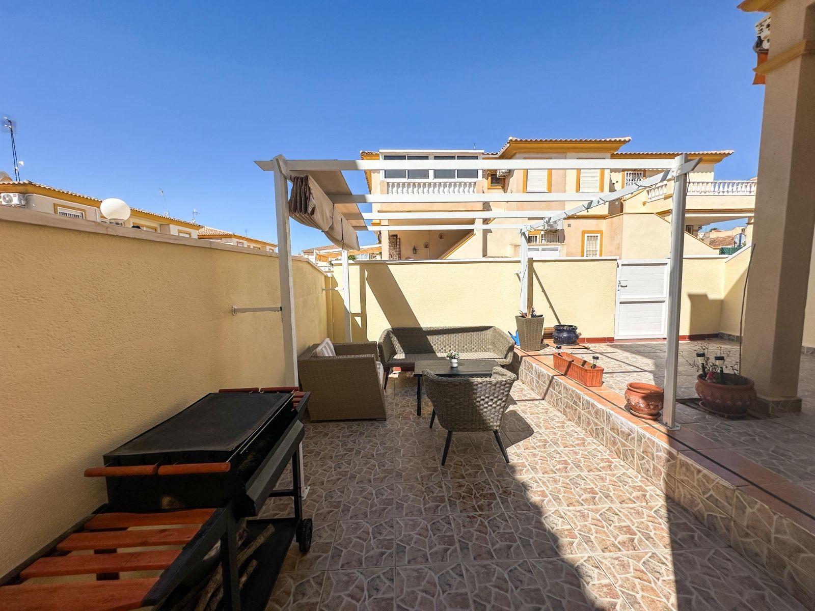 2-Bedroom Bungalow in La Chismosa, Orihuela Costa - Image 17
