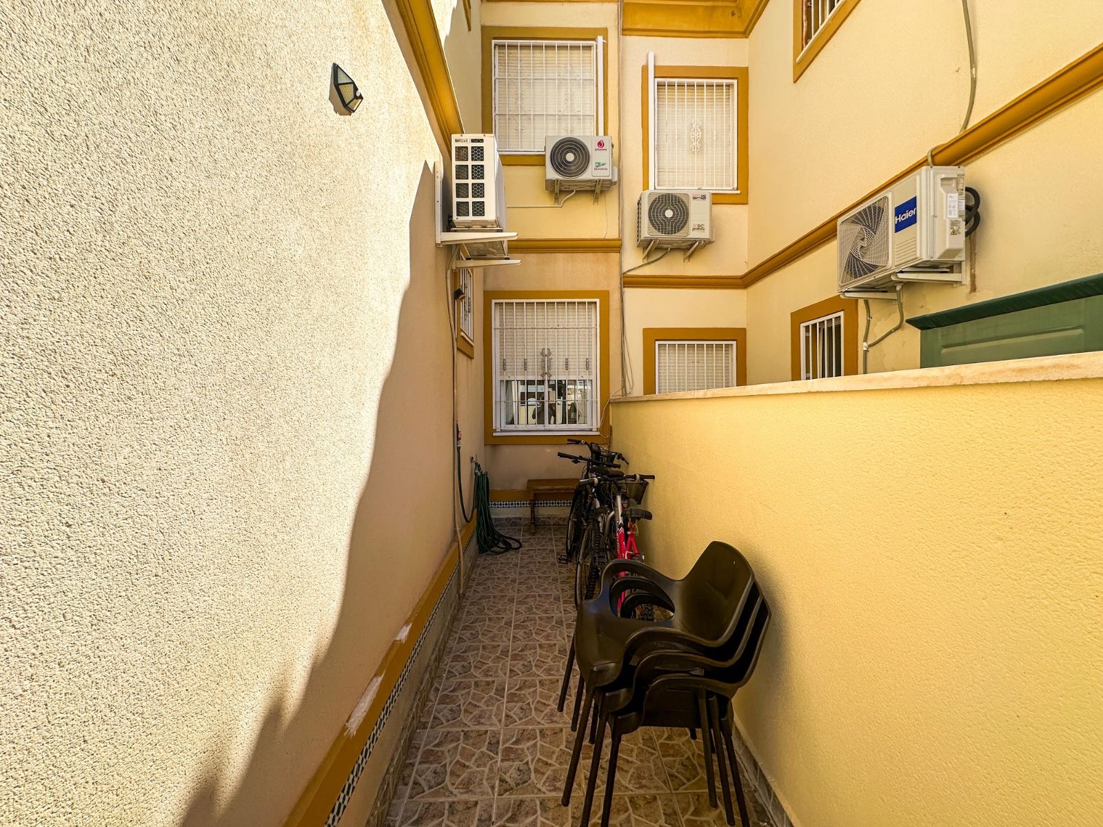 2-Bedroom Bungalow in La Chismosa, Orihuela Costa - Image 20