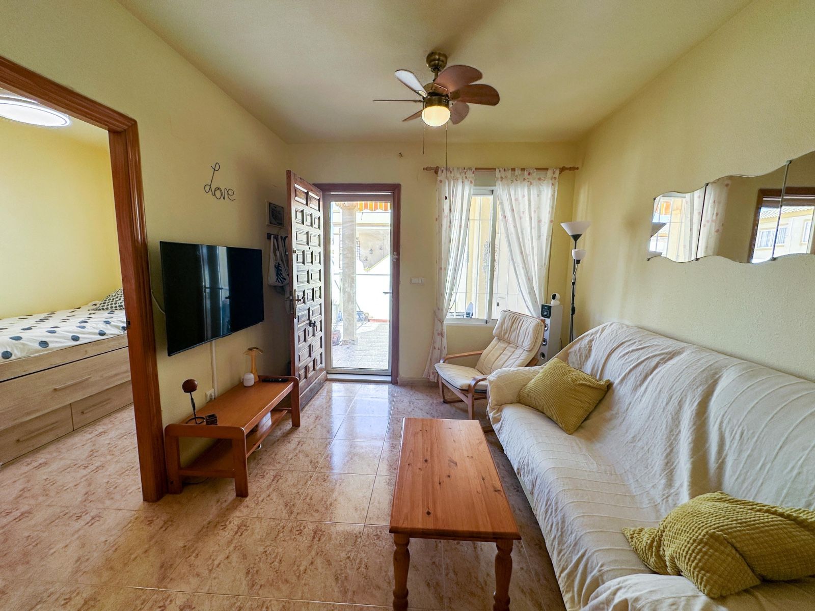 2-Bedroom Bungalow in La Chismosa, Orihuela Costa - Image 9