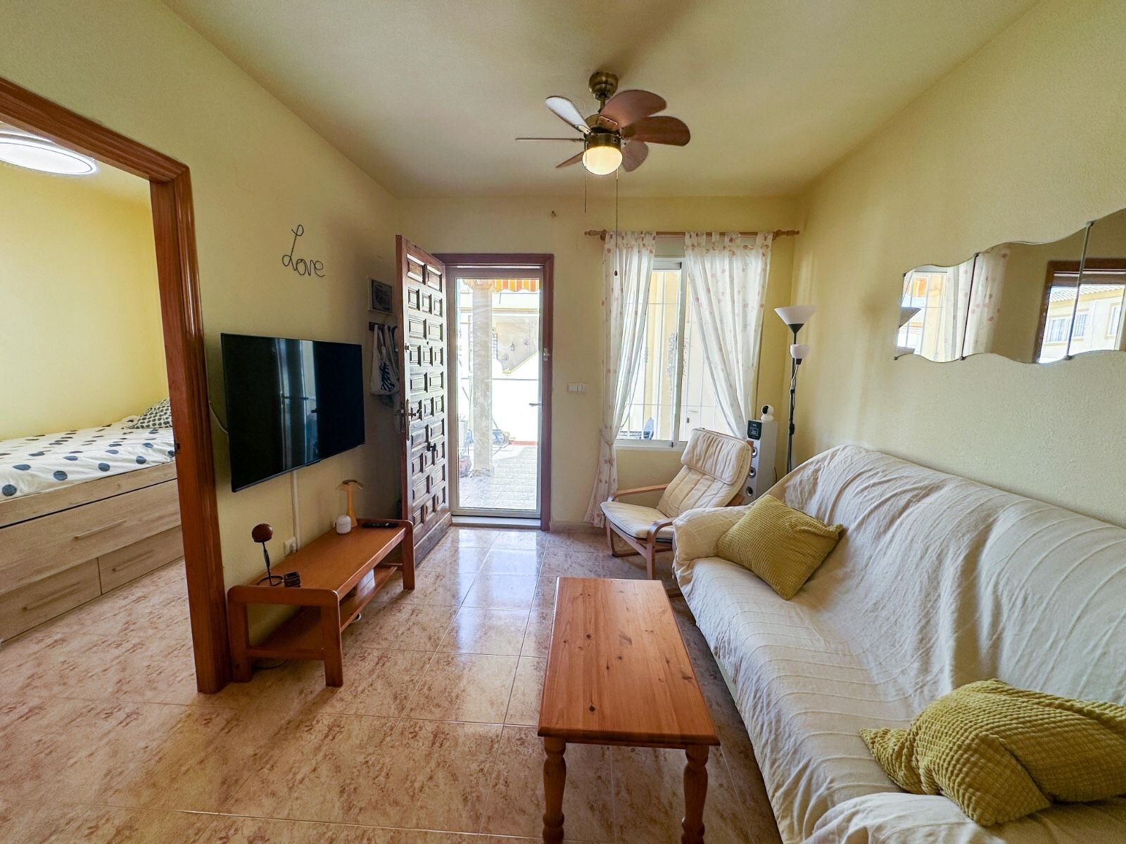 2-Bedroom Bungalow in La Chismosa, Orihuela Costa - Image 9