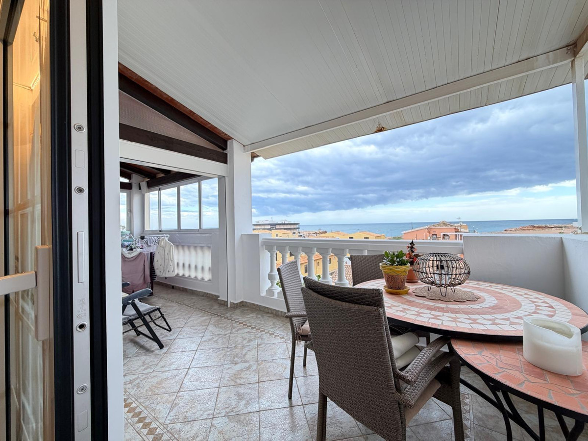 3-Bedroom Penthouse Apartment in Torrevieja | Sunny Casa... - Image 24