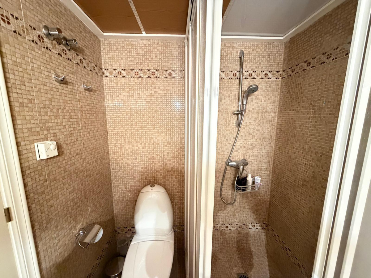 3-Bedroom Penthouse Apartment in Torrevieja | Sunny Casa... - Image 5