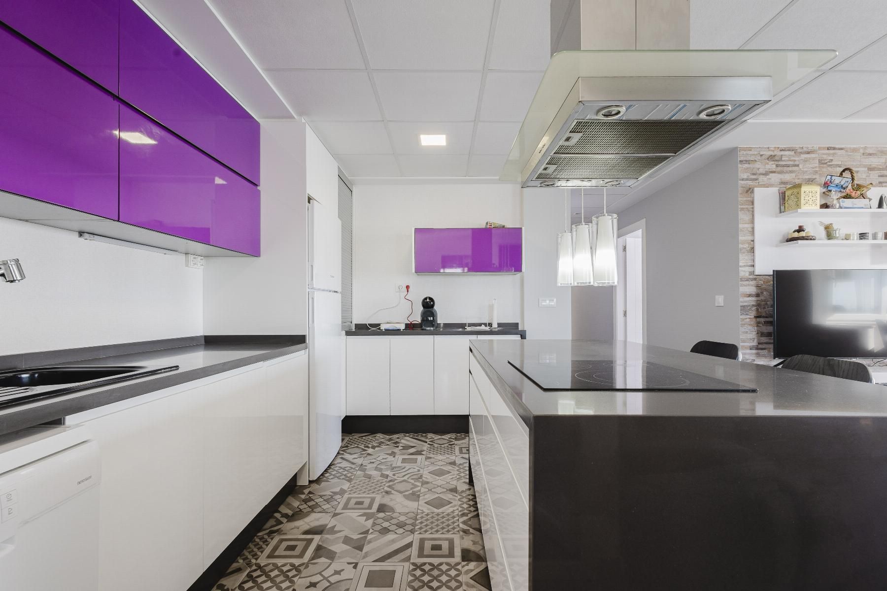 3-Bedroom Apartment in Acequion, Torrevieja - Image 14