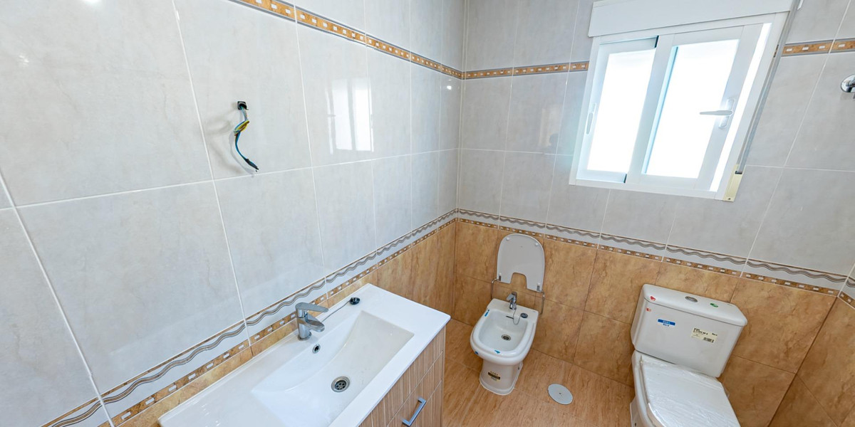 3-Bedroom Detached House in  L'Alfás del Pi | Sunny Casas... - Image 22