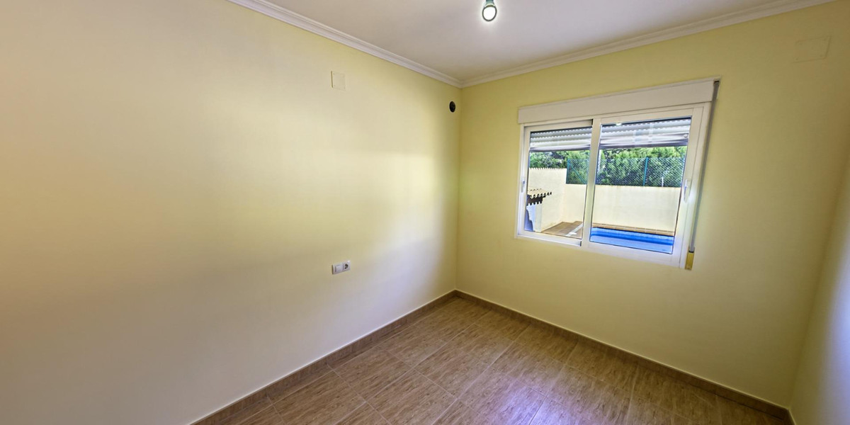 3-Bedroom Detached House in  L'Alfás del Pi | Sunny Casas... - Image 23