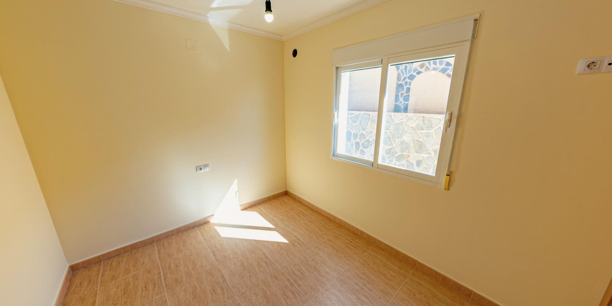 3-Bedroom Detached House in  L'Alfás del Pi | Sunny Casas... - Image 24