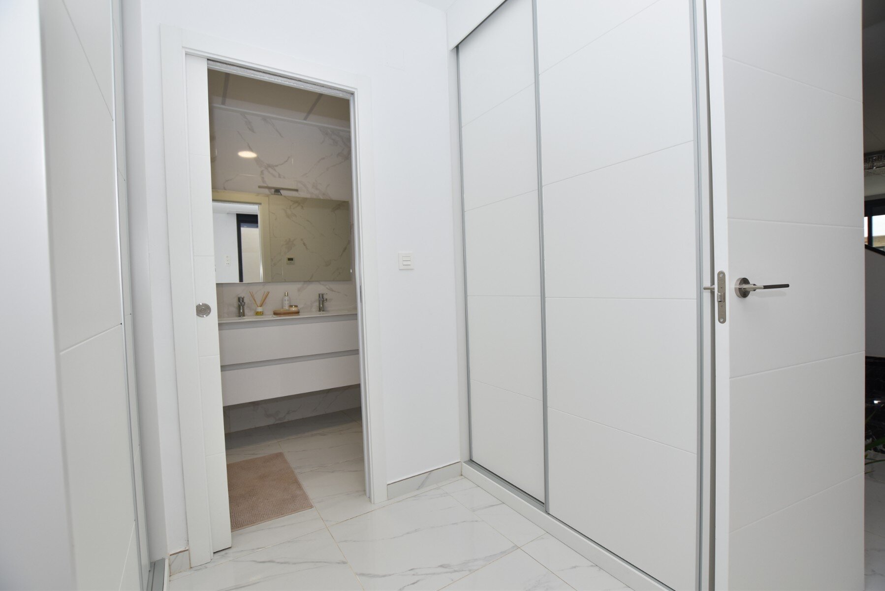 3-Bedroom Villa in Costa Blanca Sur, Los Montesinos - Image 14