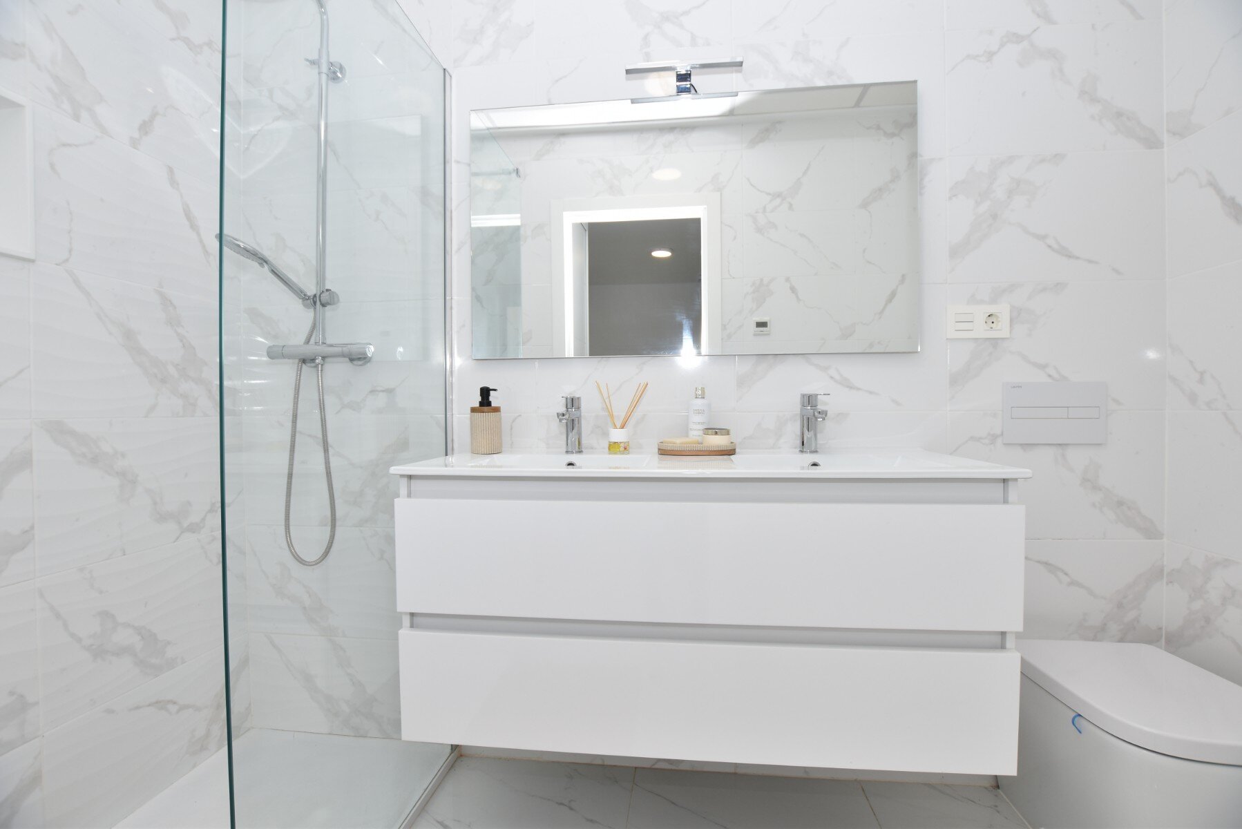 3-Bedroom Villa in Costa Blanca Sur, Los Montesinos - Image 16