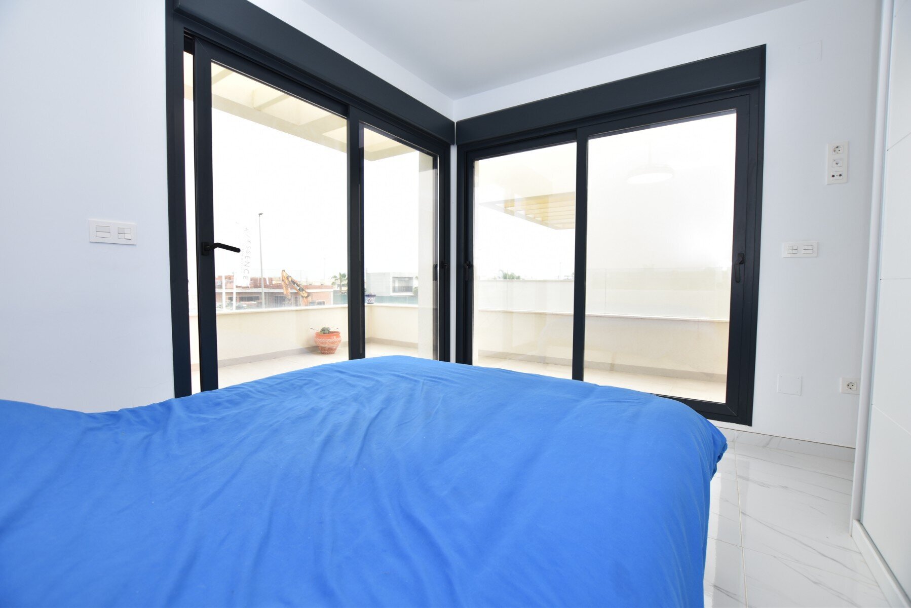 3-Bedroom Villa in Costa Blanca Sur, Los Montesinos - Image 25