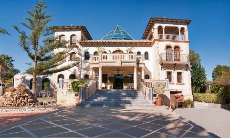 5-Bedroom Villa in Villamartin, Orihuela Costa - Image 16