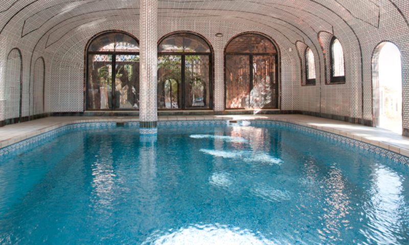 5-Bedroom Villa in Villamartin, Orihuela Costa - Image 8