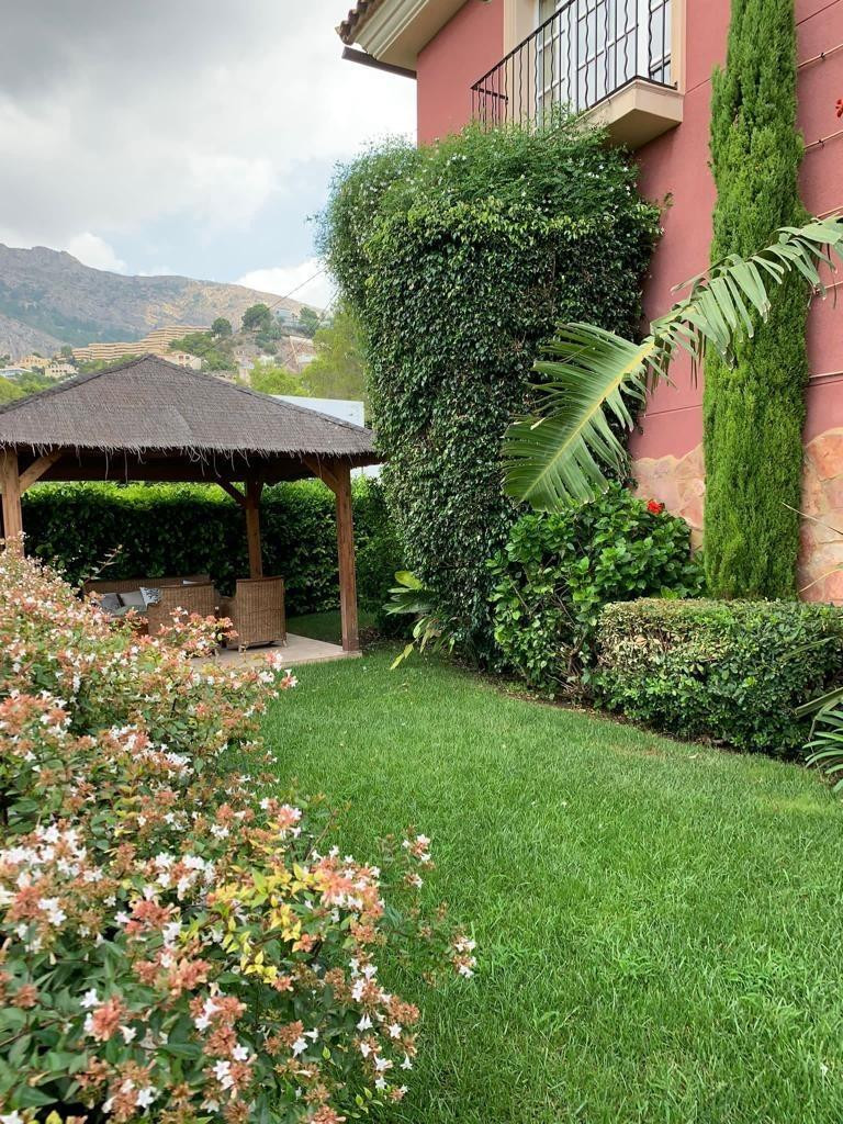 Bungalow" → "Bungalow de 3 Chambres à, Altea | Sunny Casa... - Image 2