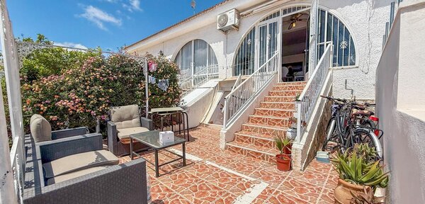 2-Bedroom House in Rojales