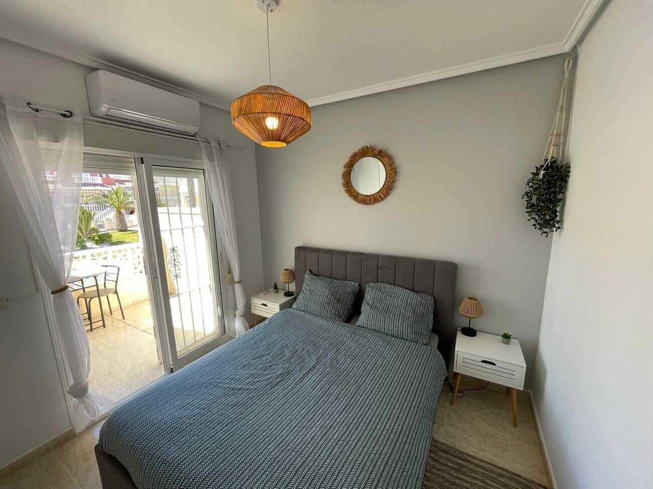 3-Bedroom House in Comunidad Valenciana, Almoradi - Image 19