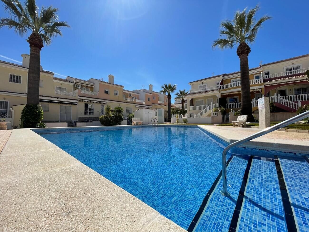 3-Bedroom House in Comunidad Valenciana, Almoradi - Image 28