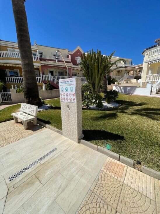 3-Bedroom House in Comunidad Valenciana, Almoradi - Image 30