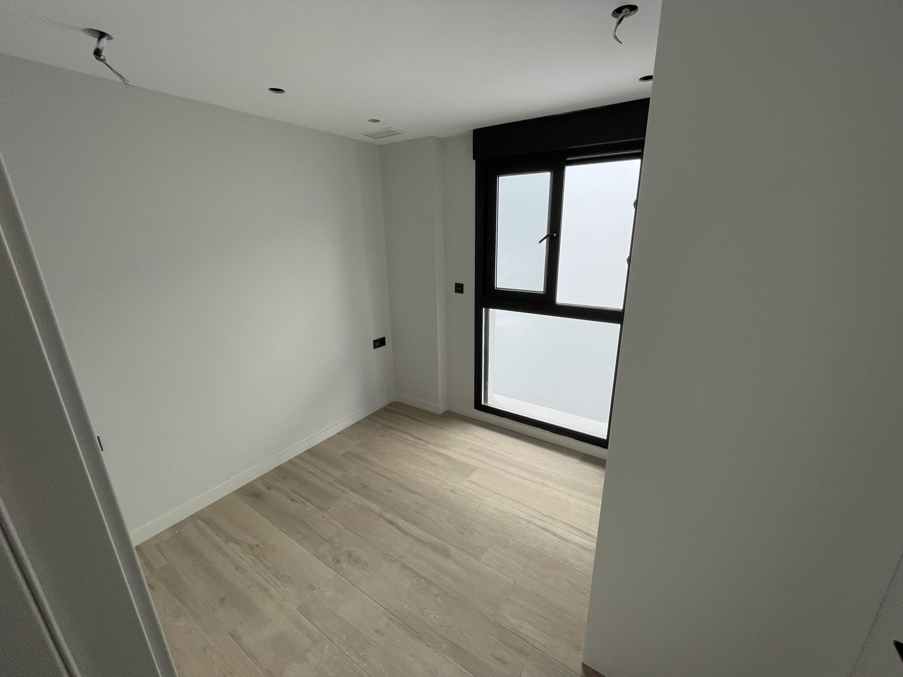 4-Bedroom Apartment in Zona Pueblo, Pilar de la Horadada - Image 11
