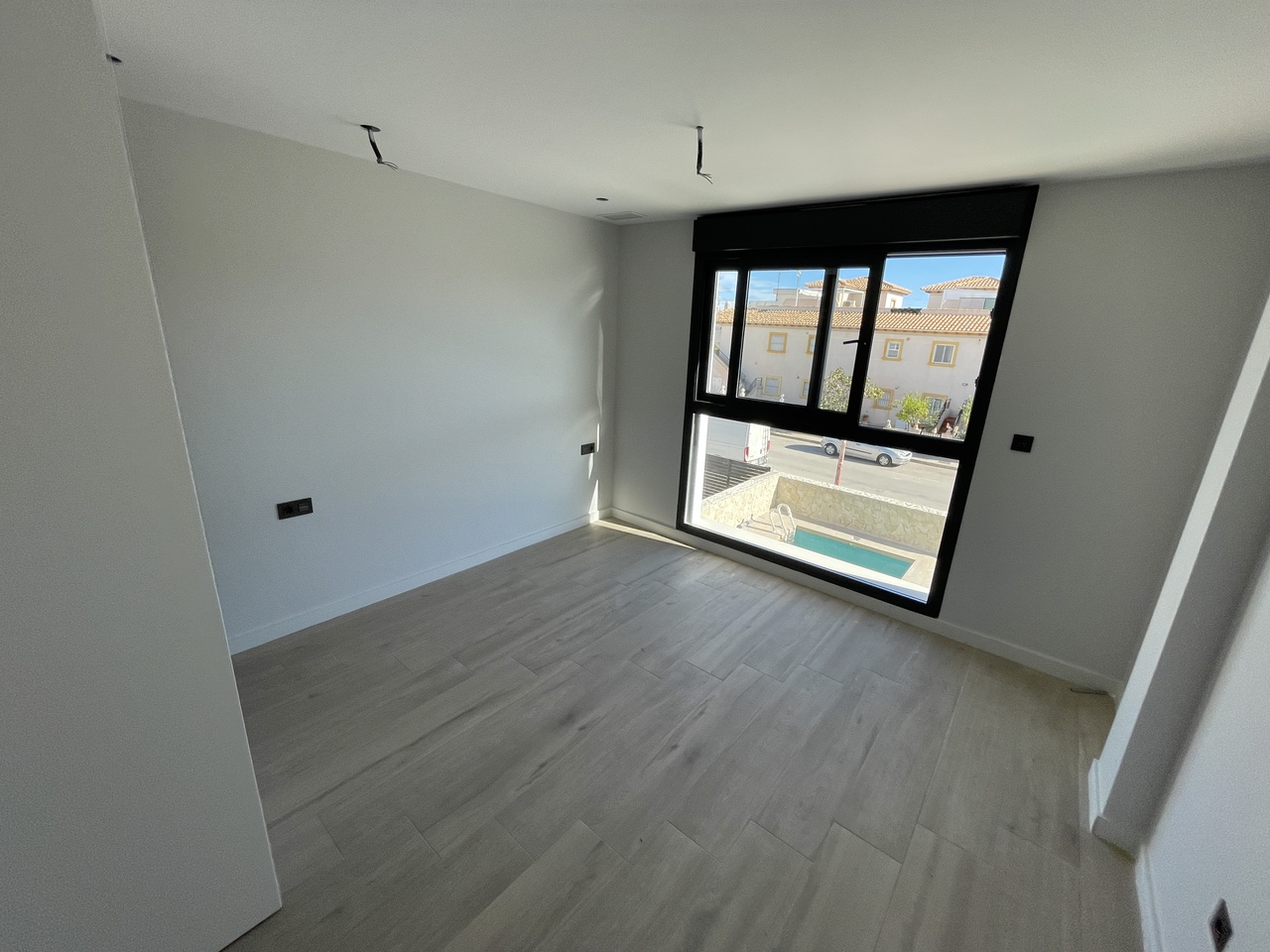 4-Bedroom Apartment in Zona Pueblo, Pilar de la Horadada - Image 9