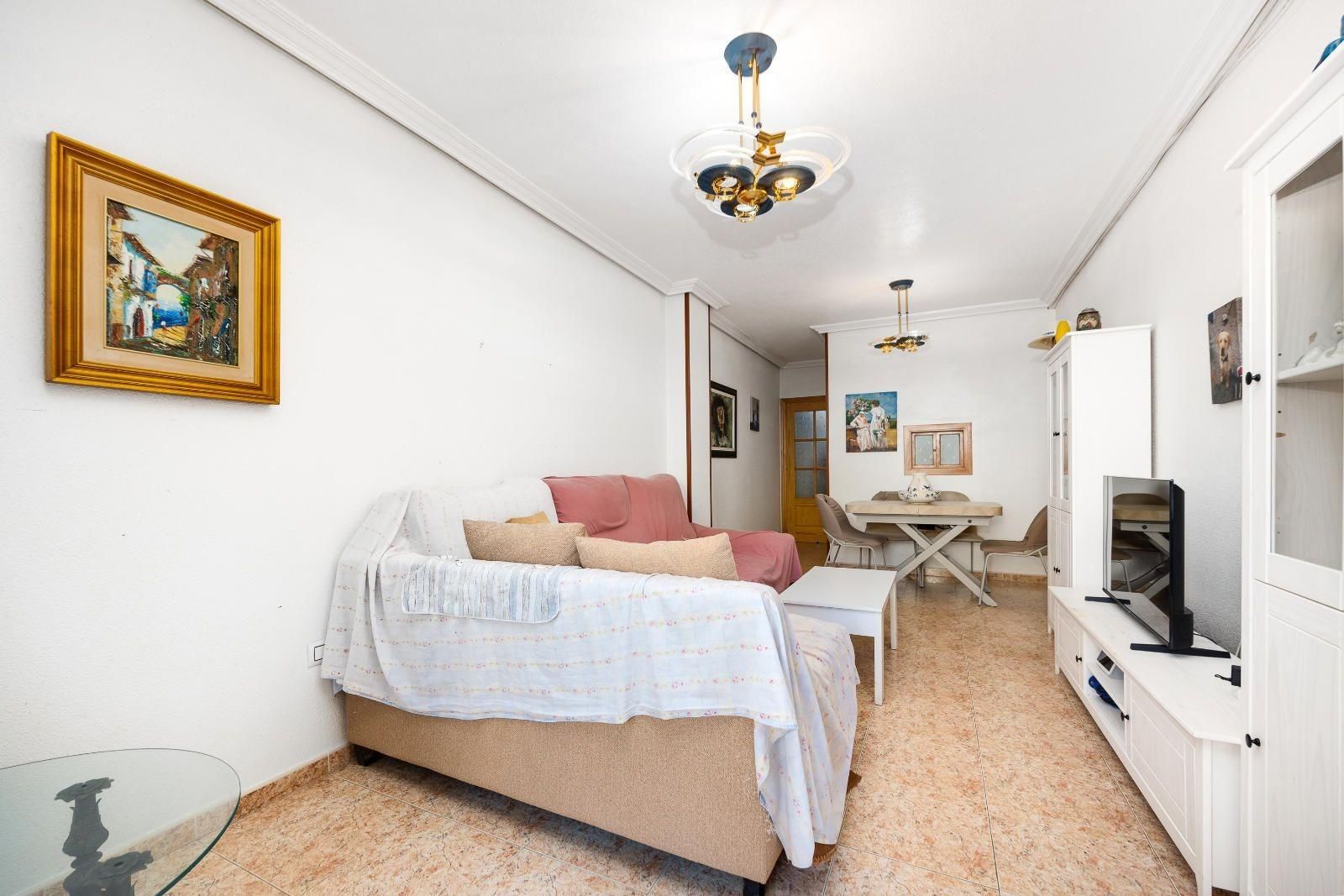 3-Bedroom Apartment in Torrevieja, Torrevieja - Image 5