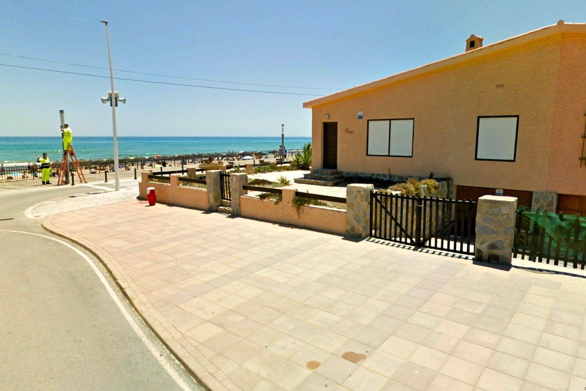 3-Bedroom House in Los Europeos, Torrevieja - Image 1