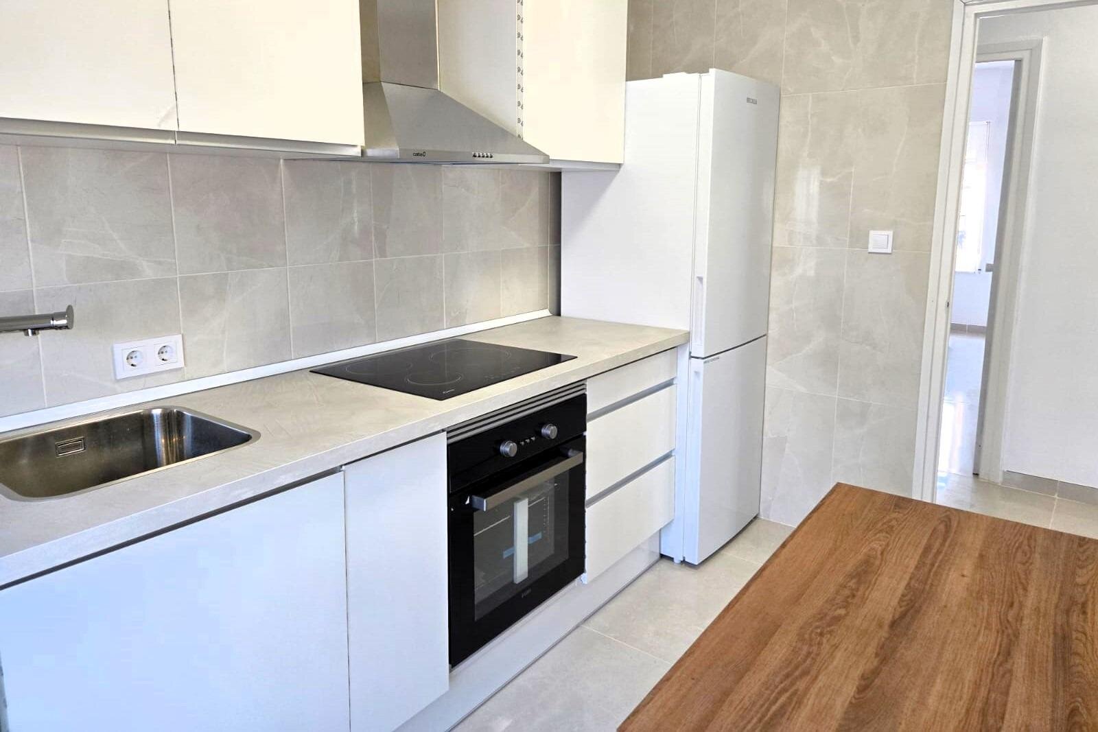 3-Bedroom House in Los Europeos, Torrevieja - Image 15