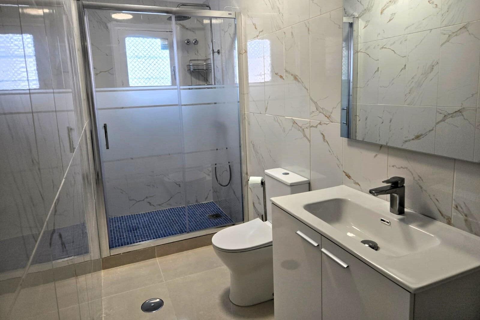 3-Bedroom House in Los Europeos, Torrevieja - Image 16