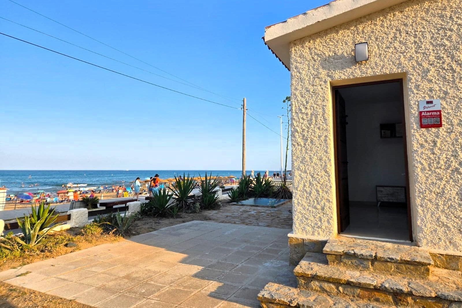 3-Bedroom House in Los Europeos, Torrevieja - Image 8