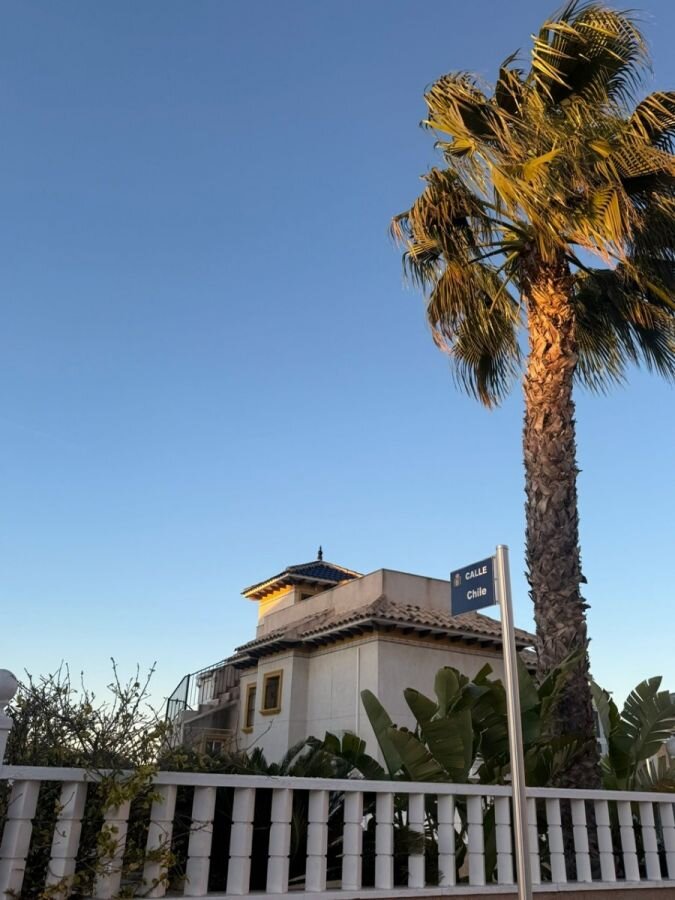 5-Bedroom Villa in Villamartin, Orihuela Costa - Image 34