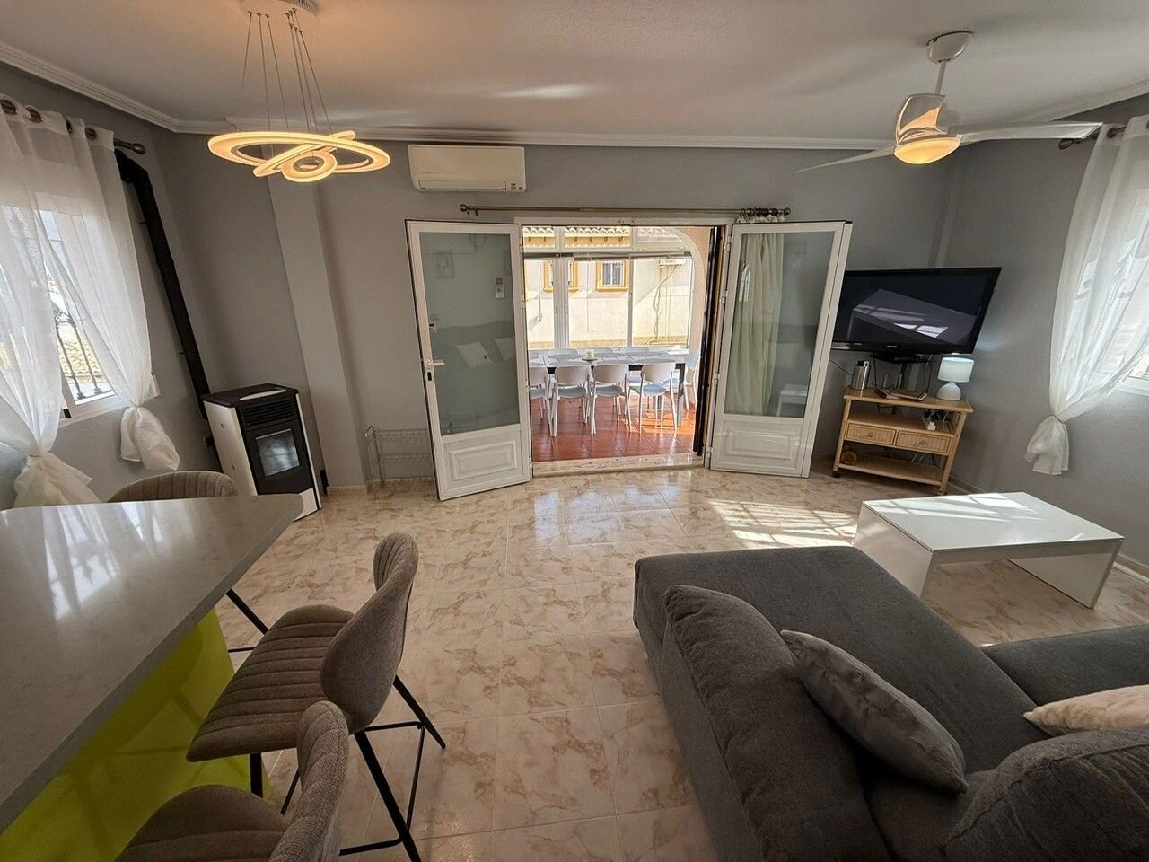 5-Bedroom Villa in Villamartin, Orihuela Costa - Image 7