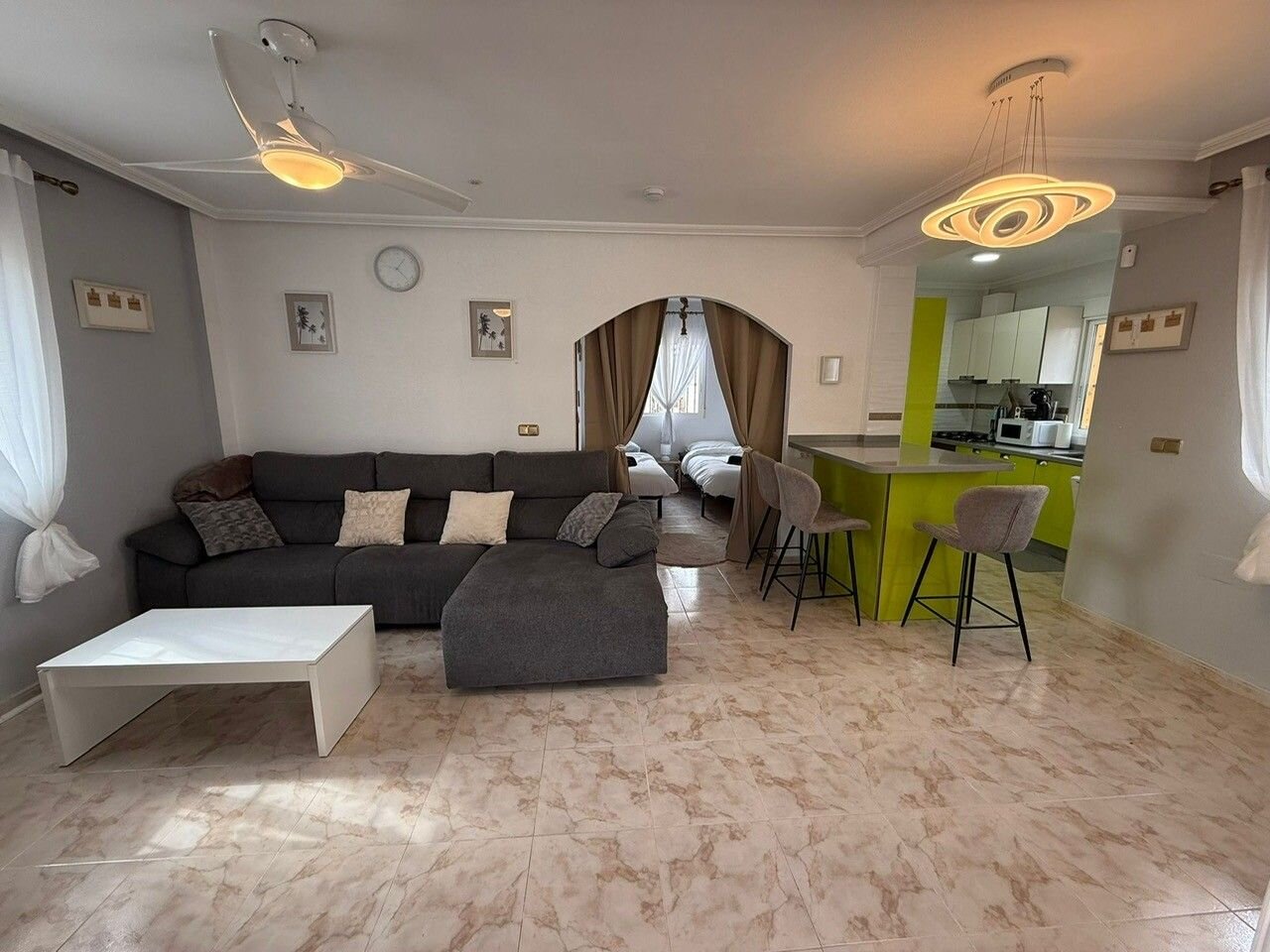 5-Bedroom Villa in Villamartin, Orihuela Costa - Image 8