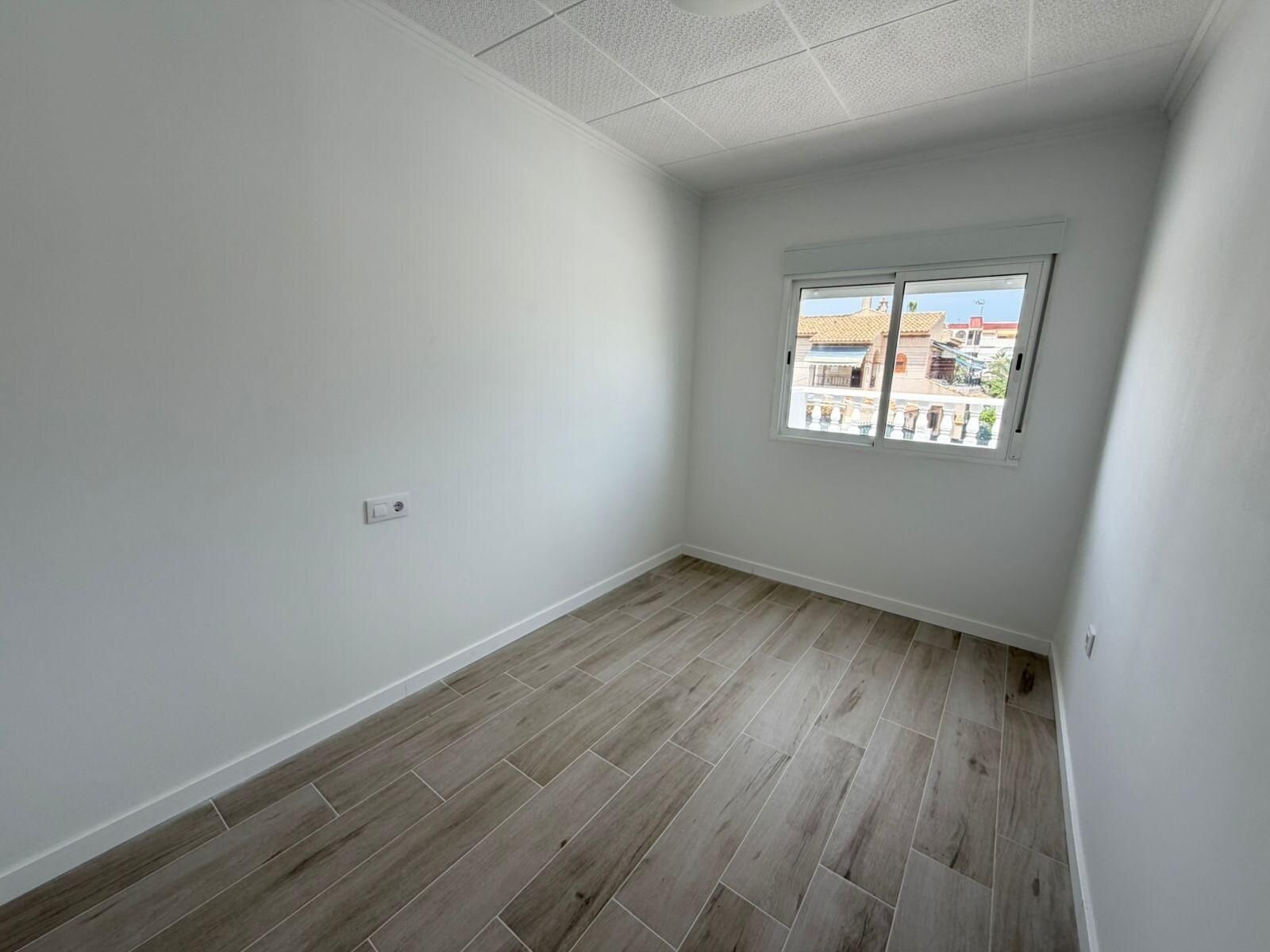 Maison de 2 Chambres à Sector 25, Torrevieja - Image 22
