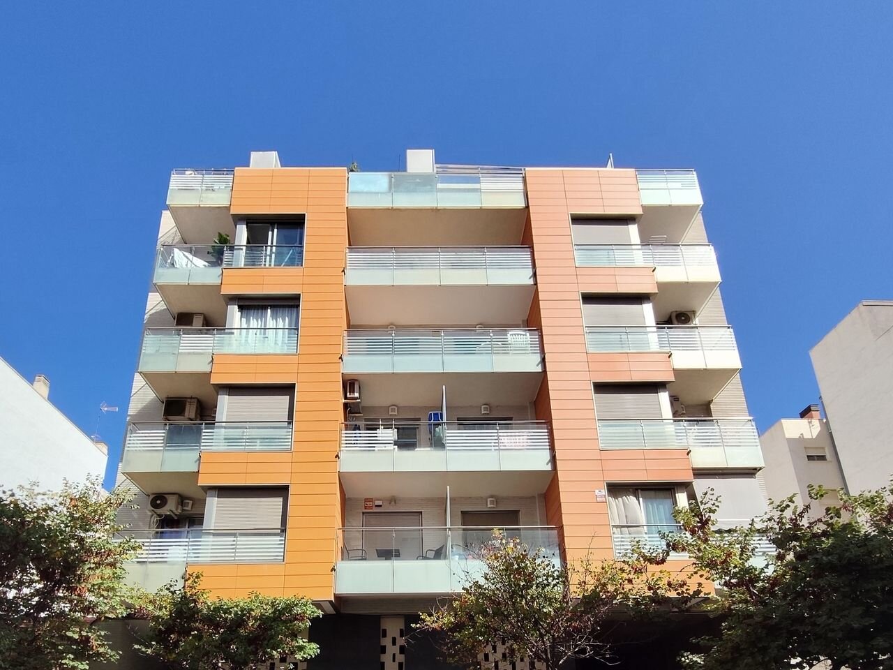 3-Bedroom Apartment in Centro, Torrevieja - Image 1