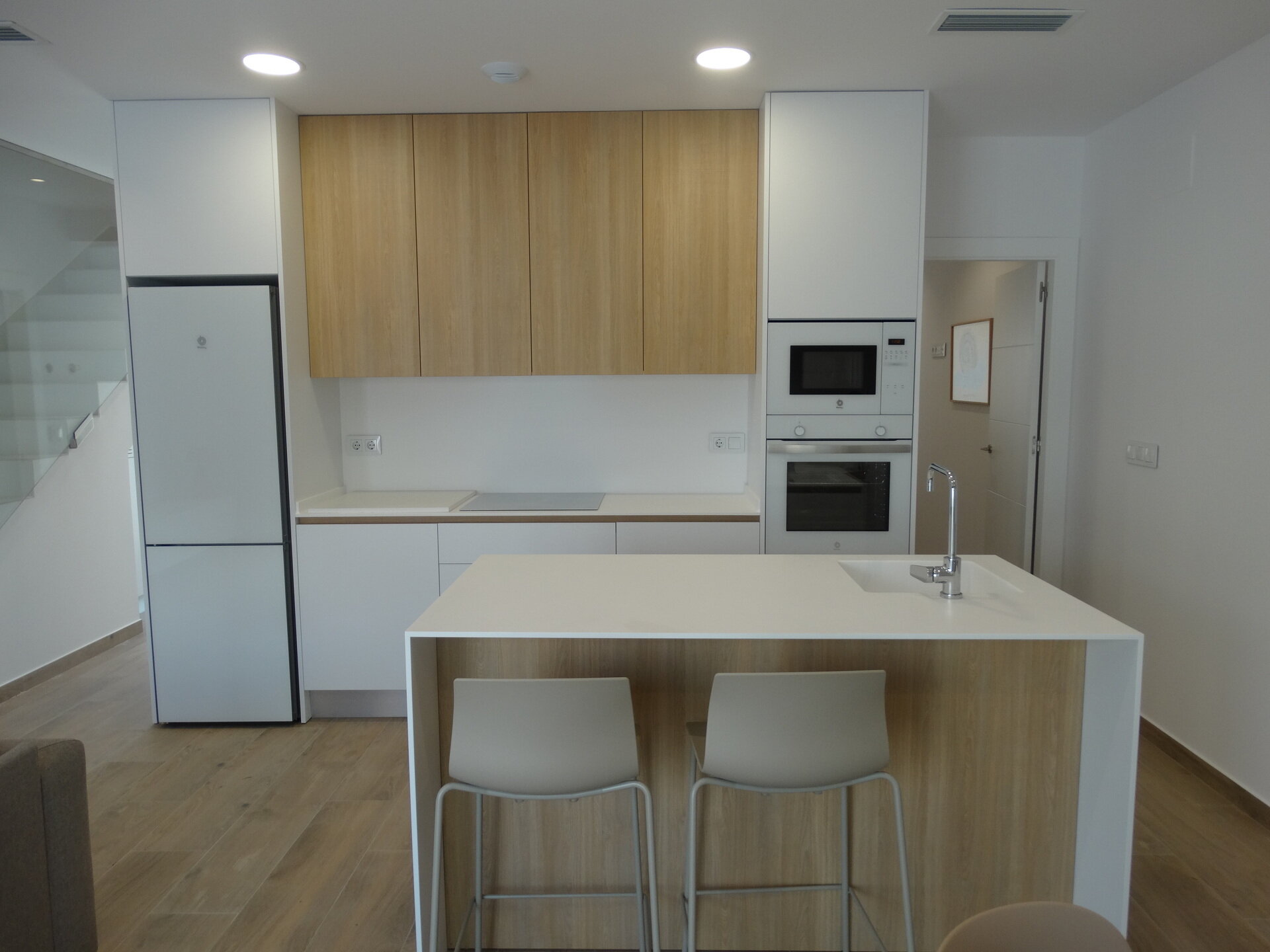 3-Bedroom Townhouse in San Javier - Image 12