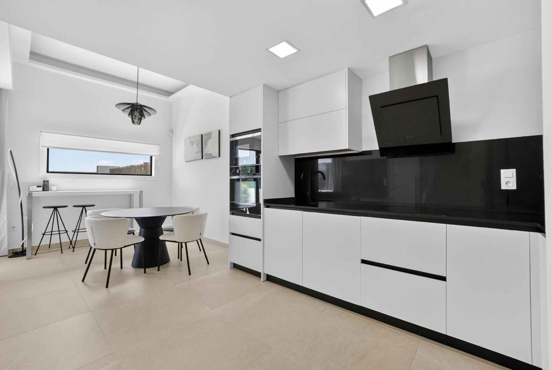 3-Bedroom Villa in El Raso, Guardamar del Segura - Image 16