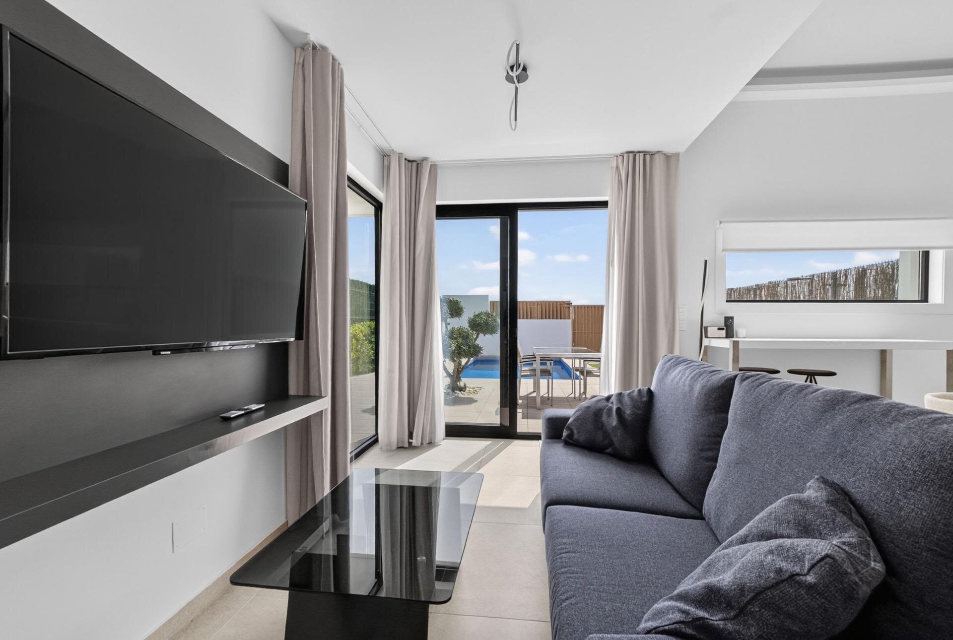 3-Bedroom Villa in El Raso, Guardamar del Segura - Image 17