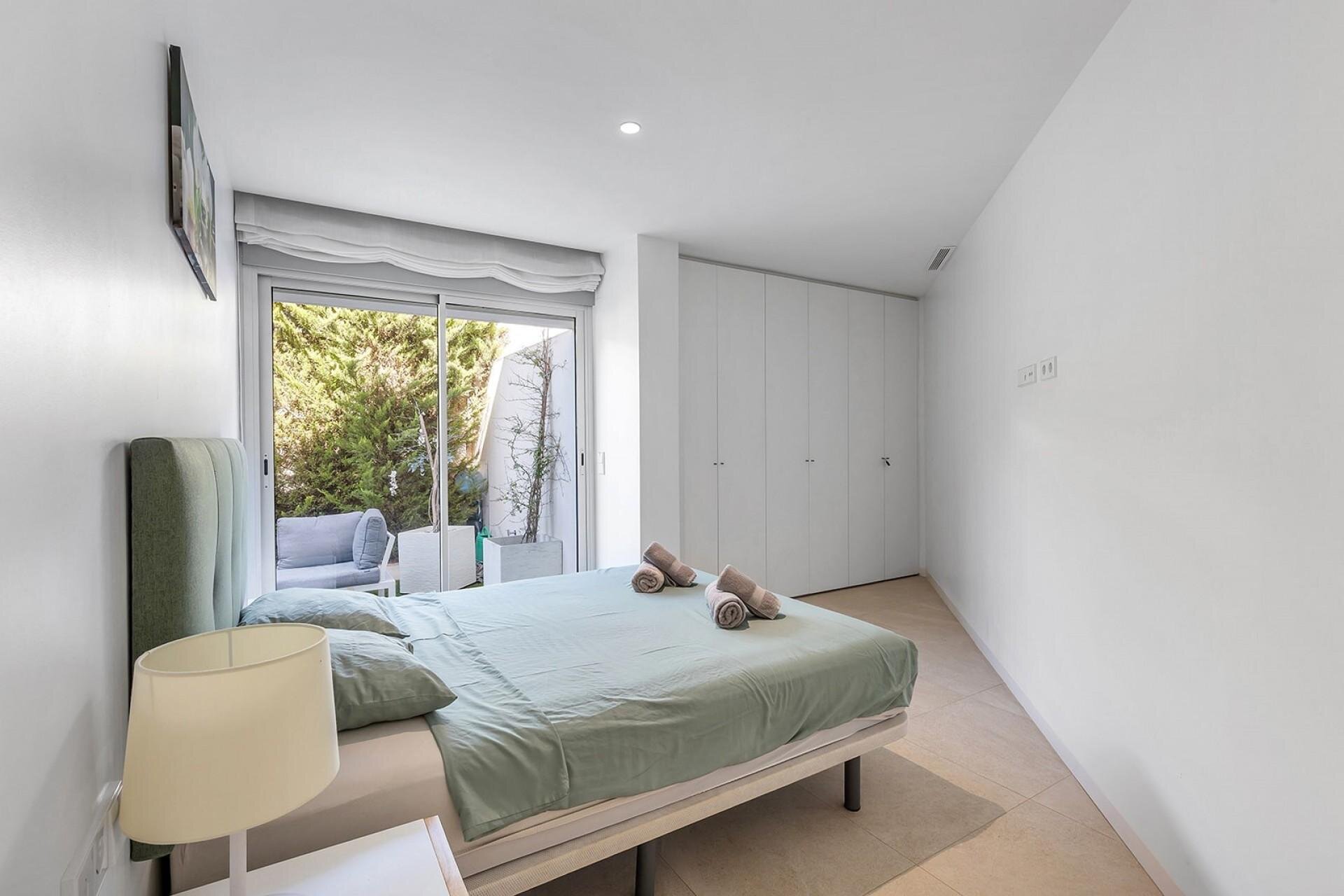 2-Bedroom Apartment in Los Balcones, Torrevieja - Image 7