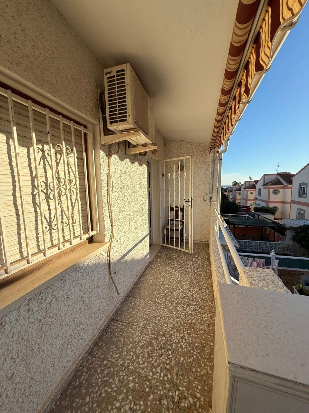 3-Bedroom House in La Siesta, Torrevieja - Image 17