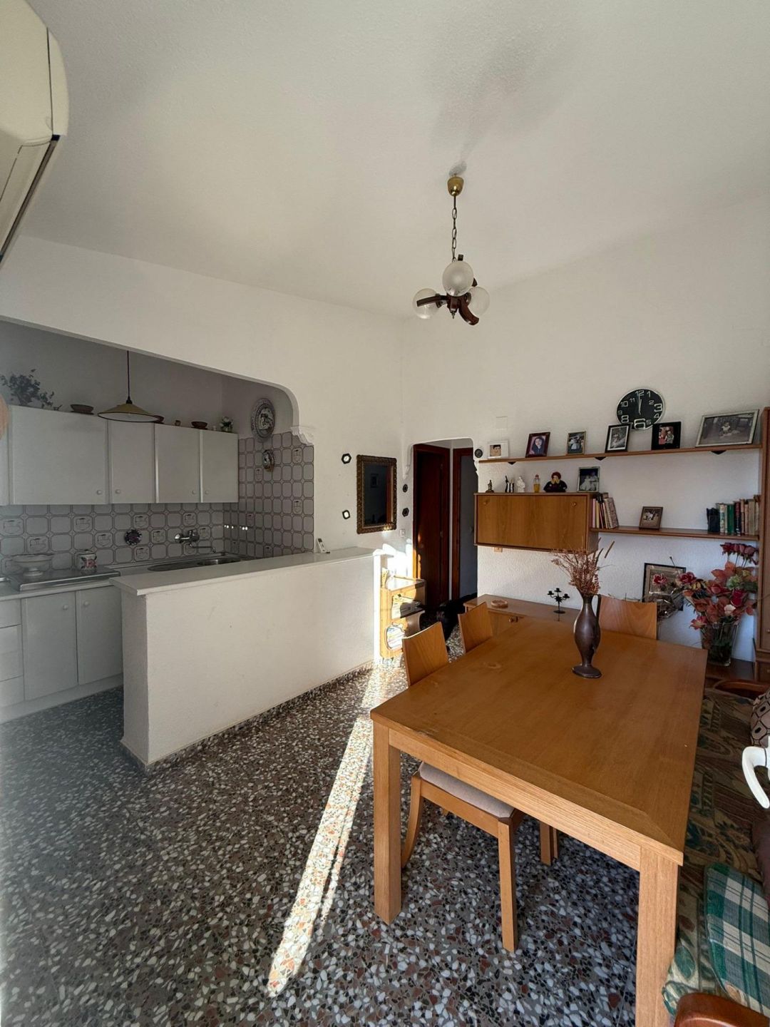 3-Bedroom House in La Siesta, Torrevieja - Image 2