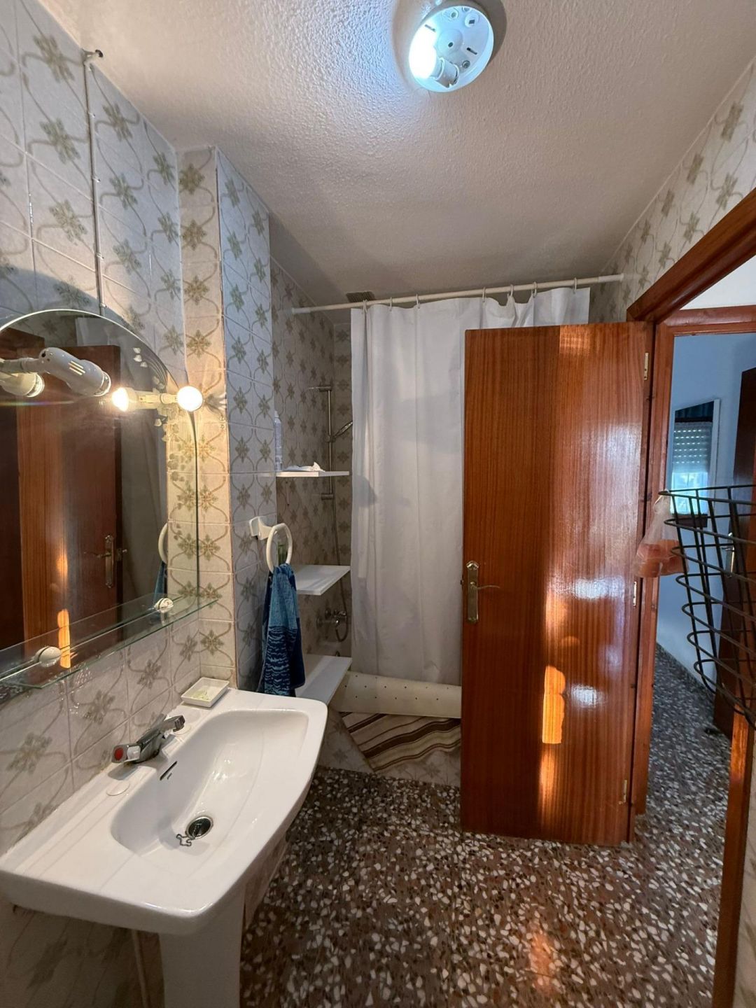 3-Bedroom House in La Siesta, Torrevieja - Image 7