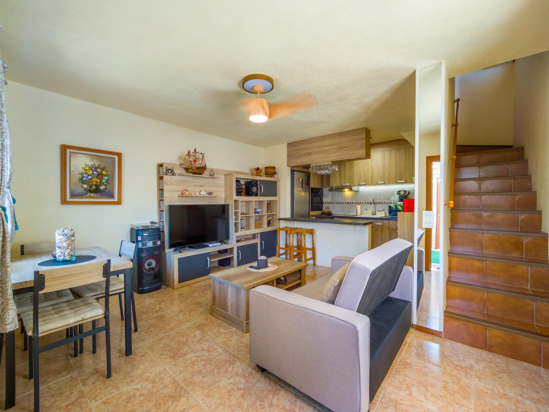 Huis met 3 Slaapkamers in Playa del Cura, Torrevieja - Image 1