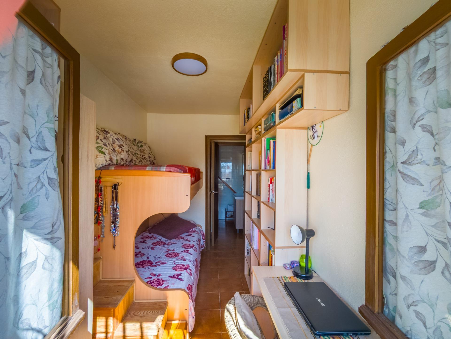 Huis met 3 Slaapkamers in Playa del Cura, Torrevieja - Image 24